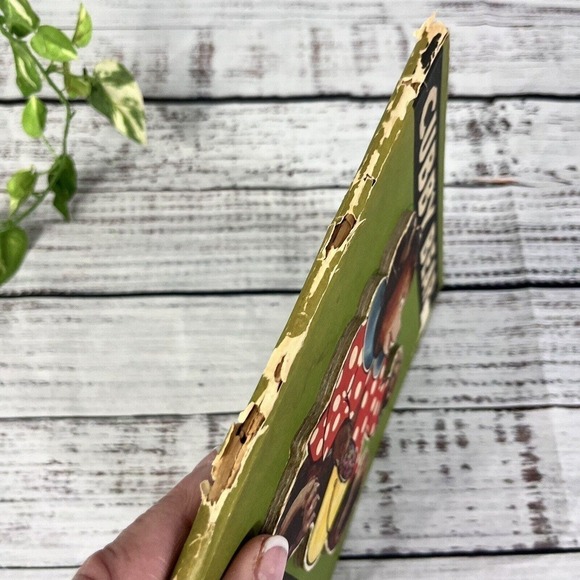 Vintage Cubby Bear Children's Book A Stand Out Whitman Publishing - Picture 3 of 16